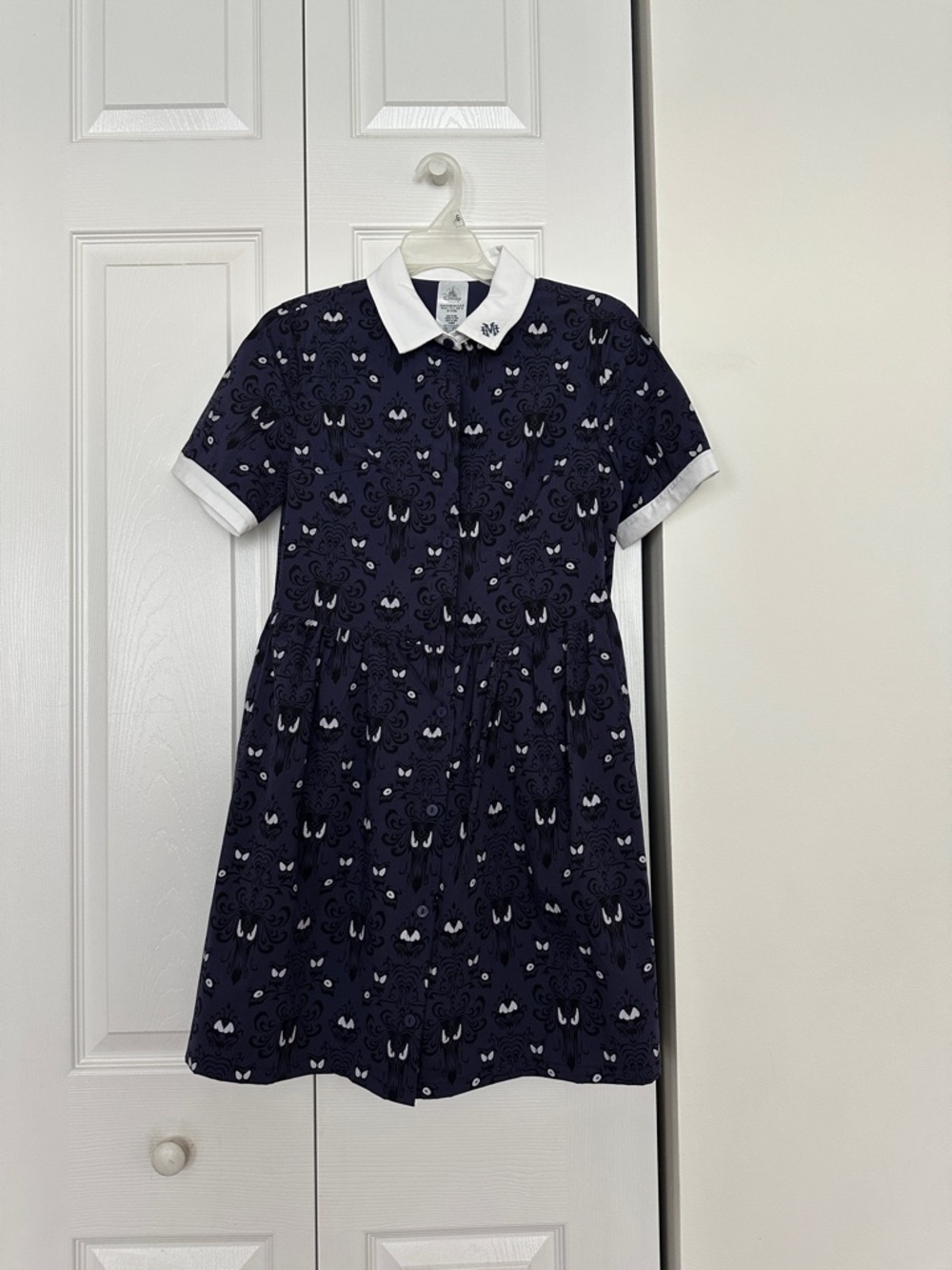 DISNEY HAUNTED MANSION GLOW IN YHE DARK WALLPAPER FABRIC DRESS SIZE XS LIKE NEW